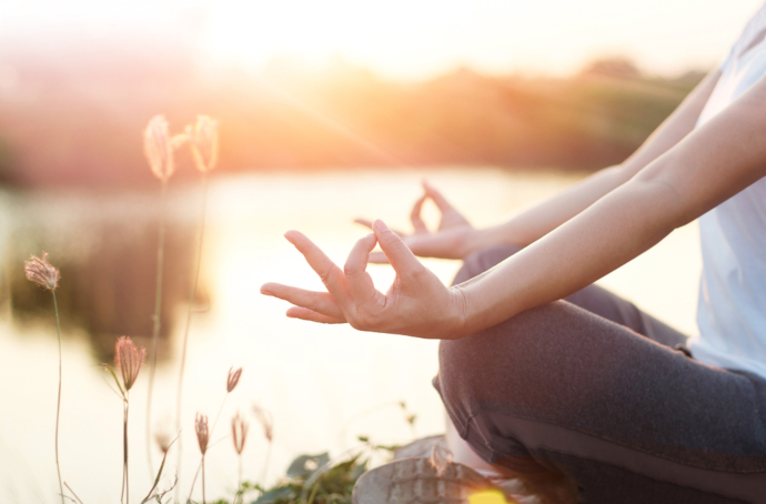 マインドフルネスを実践するための瞑想と呼吸法